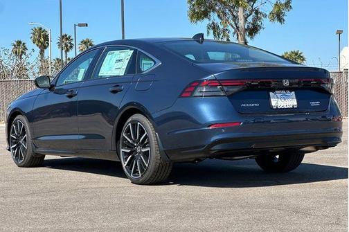 Canyon 2026 Honda Accord Hybrid Touring