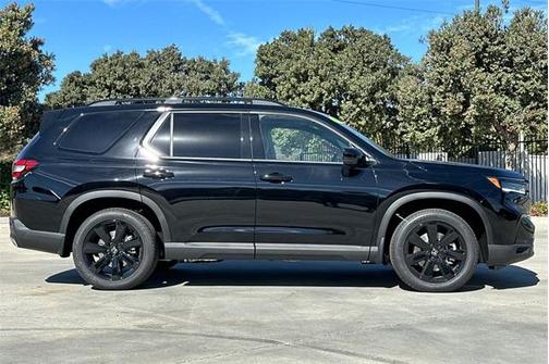 2025 Honda Pilot Black Edition