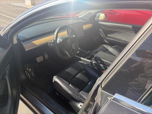 2020 Tesla Model 3 Performance