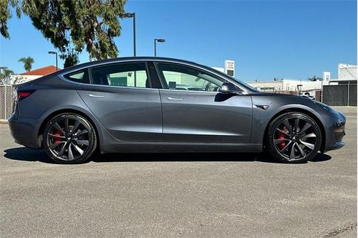 2020 Tesla Model 3 Performance