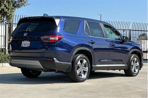 2023 Honda Pilot EX-L 8-Passenger