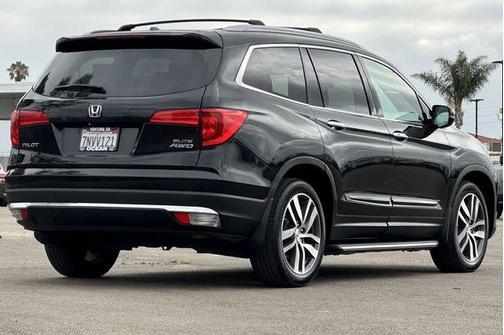 Crystal Black Pearl 2016 Honda Pilot Elite