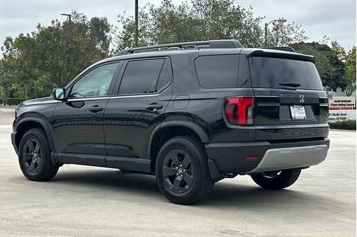 Crystal Black Pearl 2026 Honda Passport RTL