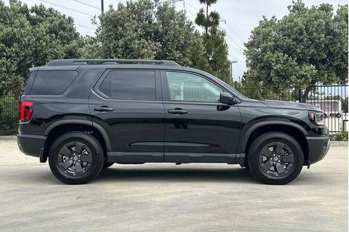 Crystal Black Pearl 2026 Honda Passport RTL