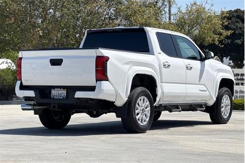 2024 Toyota Tacoma SR5