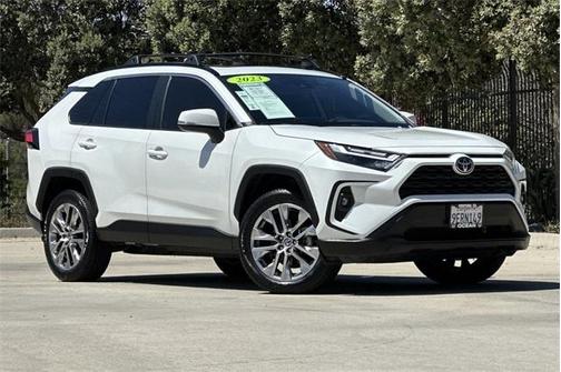 2023 Toyota RAV4 XLE Premium