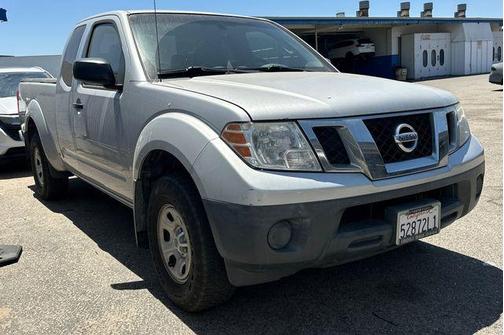 Brilliant Silver 2017 Nissan Frontier S
