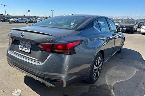 2021 Nissan Altima 2.5 SV