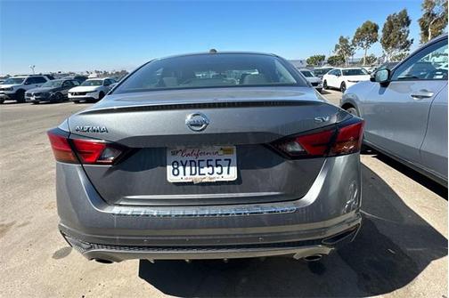 2021 Nissan Altima 2.5 SV