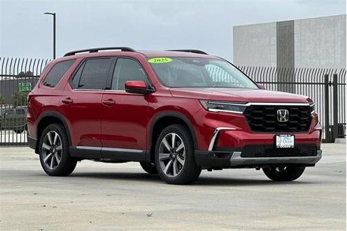 2025 Honda Pilot Touring