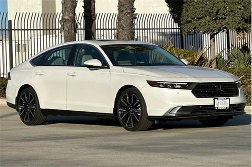 2025 Honda Accord Hybrid Touring