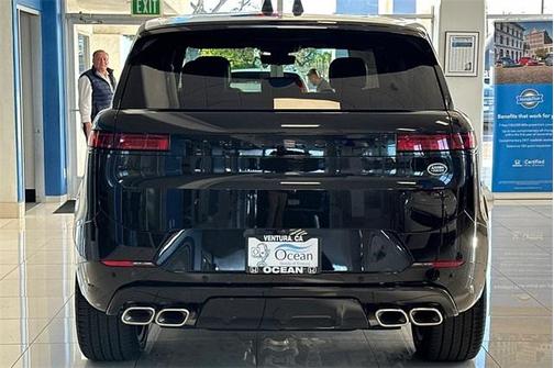 2023 Land Rover Range Rover Sport First Edition