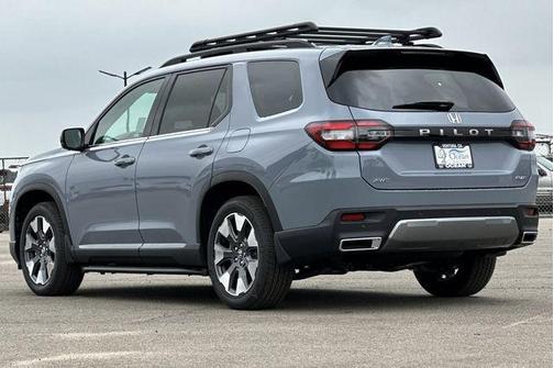 Sonic Gray Pearl 2026 Honda Pilot Elite