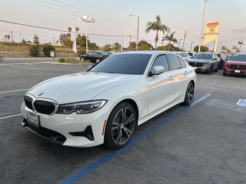 2021 BMW 330 i