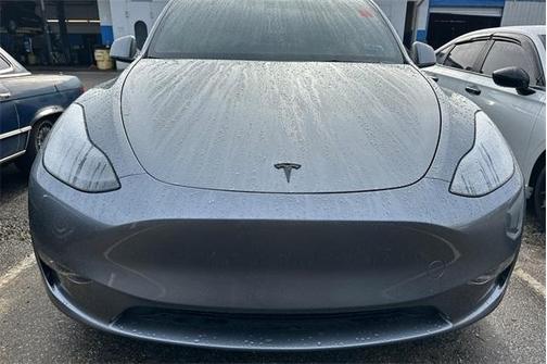 2024 Tesla Model Y Long Range