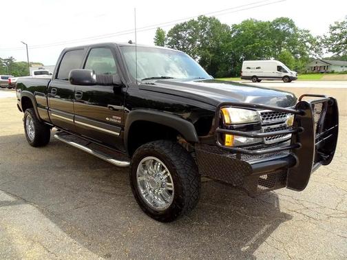 2005 Chevrolet Silverado 2500 LT H/D Crew Cab