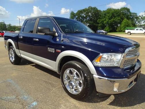 True Blue Pearlcoat 2013 RAM 1500 Laramie