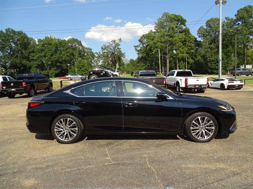 2019 Lexus ES 350 Base