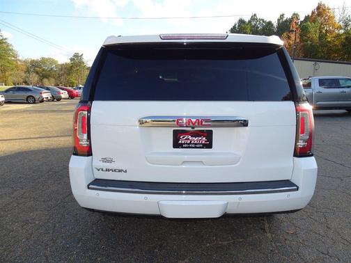 2016 GMC Yukon Denali