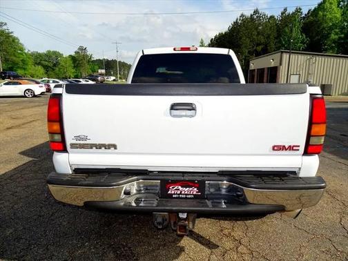 2005 GMC Sierra 2500 SLT H/D Crew Cab