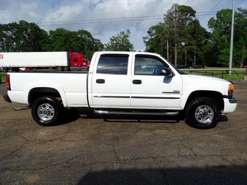 2005 GMC Sierra 2500 SLT H/D Crew Cab