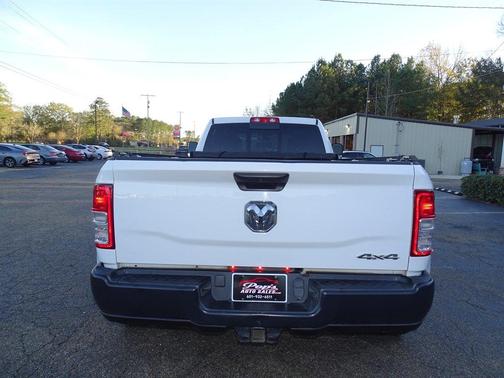 2022 RAM 3500 Tradesman Crew Cab 4x4 8' Box