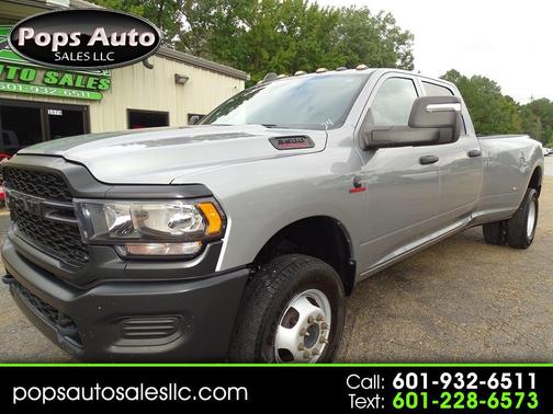 2024 RAM 3500 Tradesman Crew Cab 4x4 8' Box