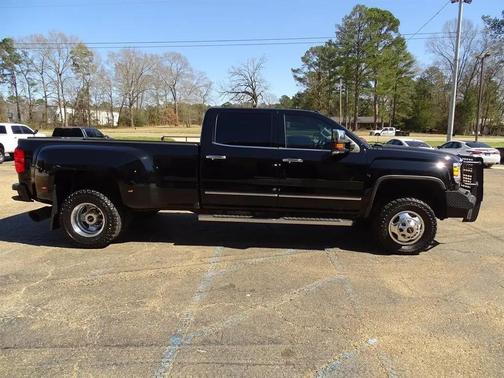2016 GMC Sierra 3500 Denali