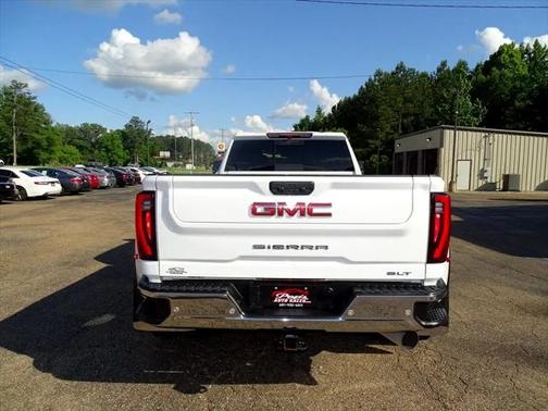 2024 GMC Sierra 3500 SLT
