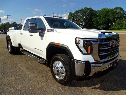 2024 GMC Sierra 3500 SLT