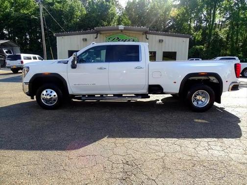 2024 GMC Sierra 3500 SLT