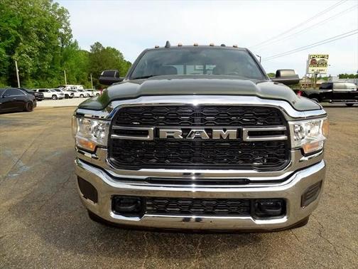 2021 RAM 2500 Tradesman Crew Cab 4x4 6'4' Box