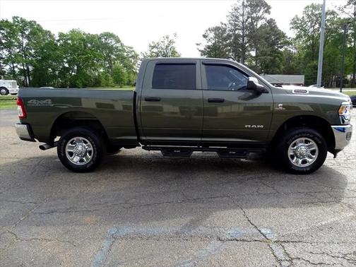 2021 RAM 2500 Tradesman Crew Cab 4x4 6'4' Box