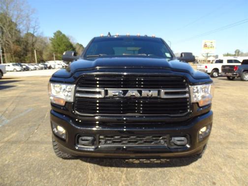 2019 RAM 2500 Big Horn Crew Cab 4x4 6'4' Box