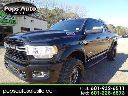 2019 RAM 2500 Big Horn Crew Cab 4x4 6'4' Box