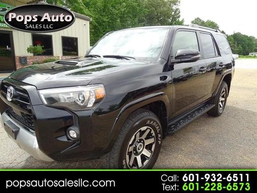 Midnight Black Metallic 2024 Toyota 4Runner TRD Off Road