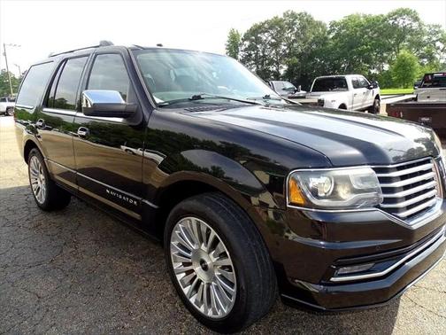 2015 Lincoln Navigator Base