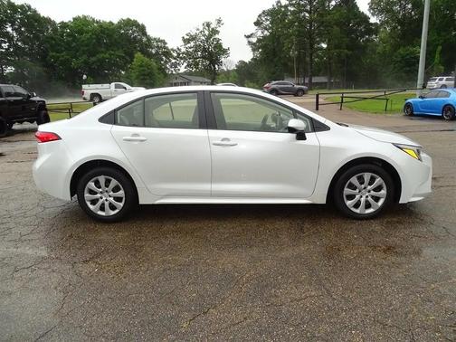Wind Chill Pearl 2024 Toyota Corolla Hybrid SE