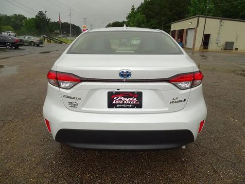 Wind Chill Pearl 2024 Toyota Corolla Hybrid SE