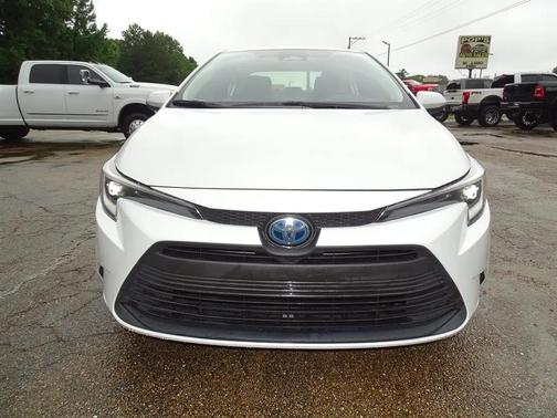 Wind Chill Pearl 2024 Toyota Corolla Hybrid SE