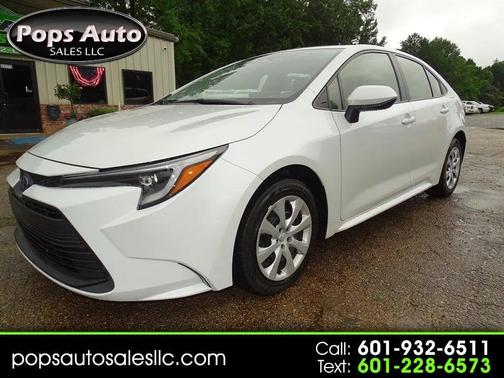 Wind Chill Pearl 2024 Toyota Corolla Hybrid SE