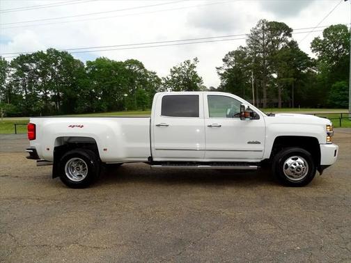 2019 Chevrolet Silverado 3500 High Country
