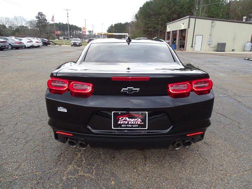 2021 Chevrolet Camaro RWD Coupe LT1