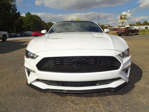 2020 Ford Mustang EcoBoost