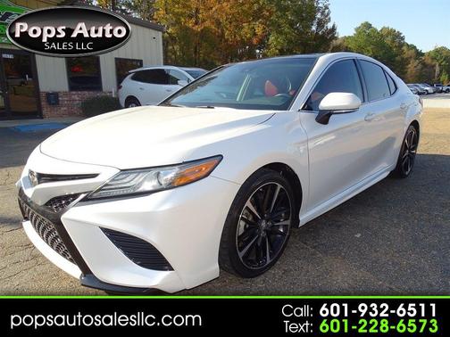 2019 Toyota Camry XSE
