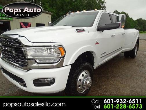Bright White Clearcoat 2021 RAM 3500 Limited Crew Cab 4x4 8' Box