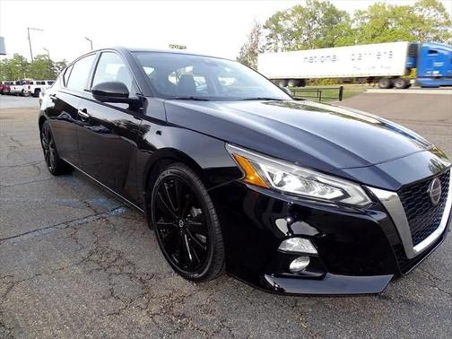 2020 Nissan Altima Platinum FWD