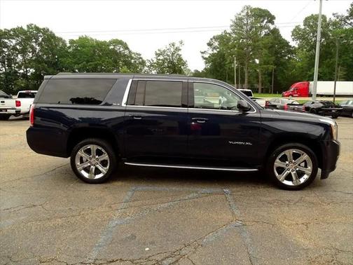 2020 GMC Yukon XL SLE