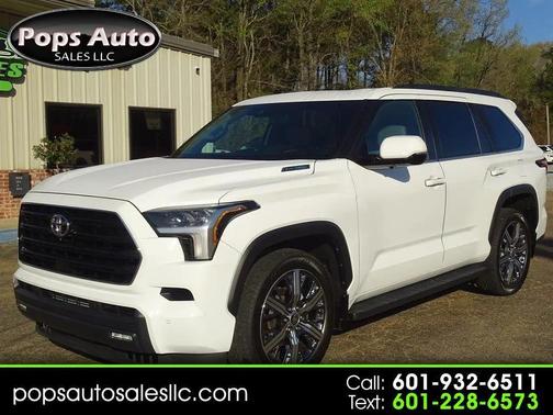 2025 Toyota Sequoia SR5