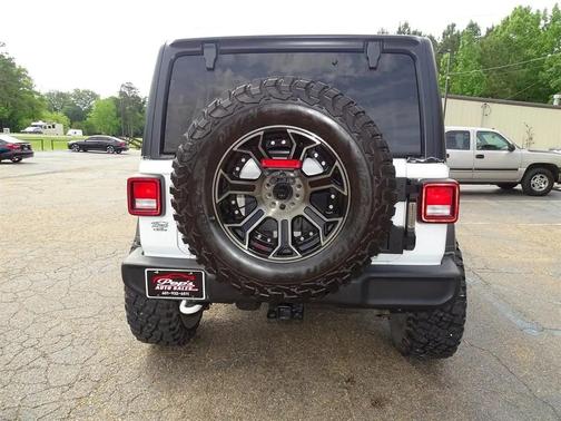 Bright White Clearcoat 2021 Jeep Wrangler Unlimited Sport